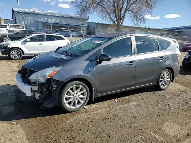 2012 Toyota Prius - Image 15