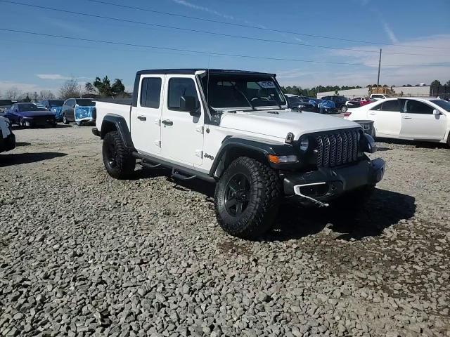 2021 Jeep Gladiator - Image 12