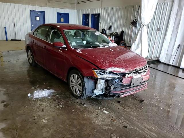 2017 Volkswagen Jetta - Image 11