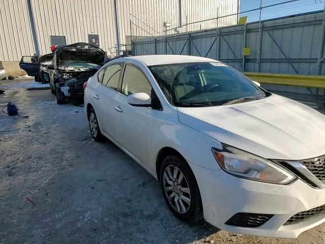 2018 Nissan Sentra - Image 12