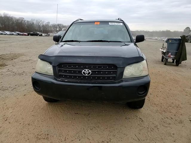 2002 Toyota Highlander - Image 11