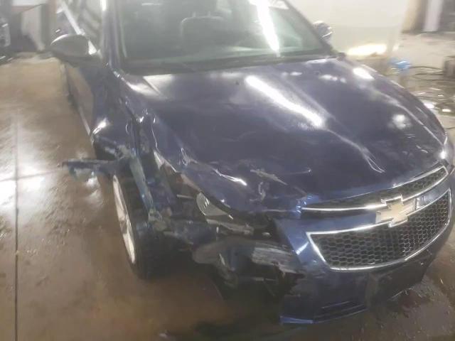 2013 Chevrolet Cruze - Image 13