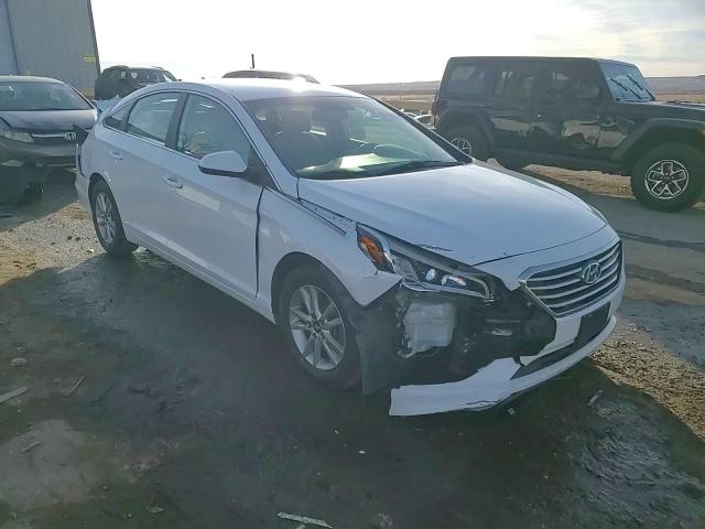 2017 Hyundai Sonata - Image 14