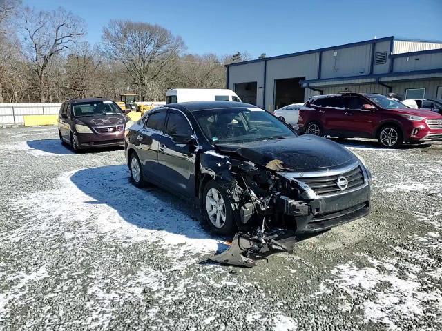 2013 Nissan Altima - Image 10