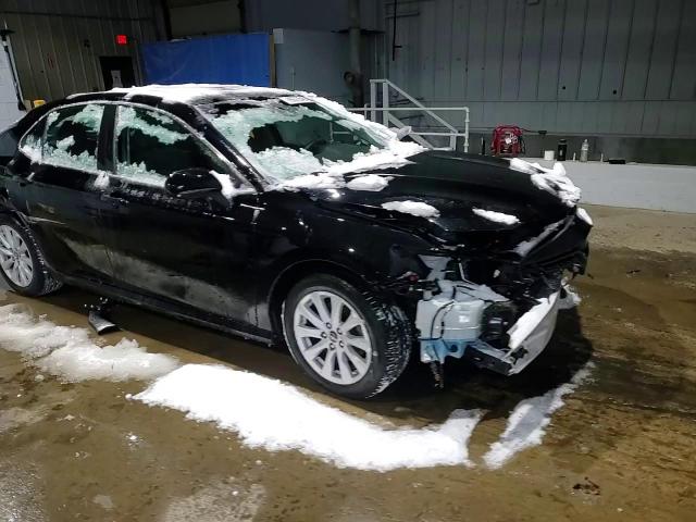 2018 Toyota Camry - Image 14