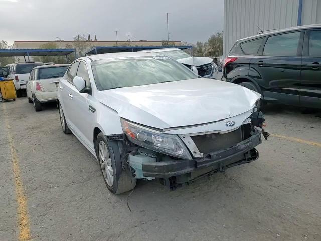 2015 Kia Optima - Image 11
