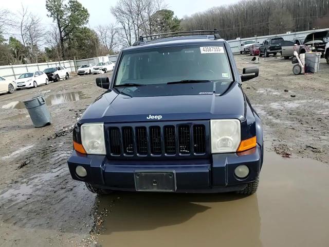 2006 Jeep Commander - Image 12