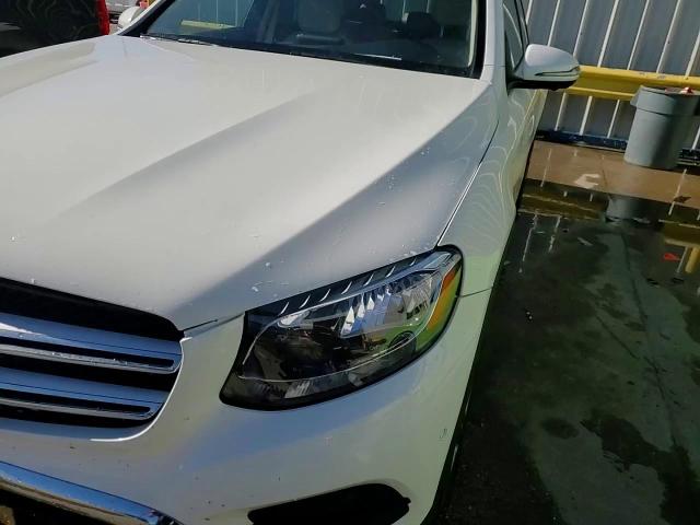 2019 Mercedes-Benz GLC - Image 14