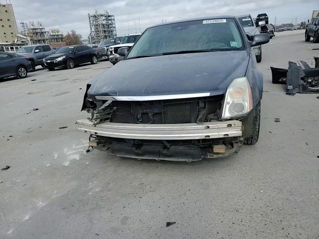 2010 Cadillac DTS - Image 11