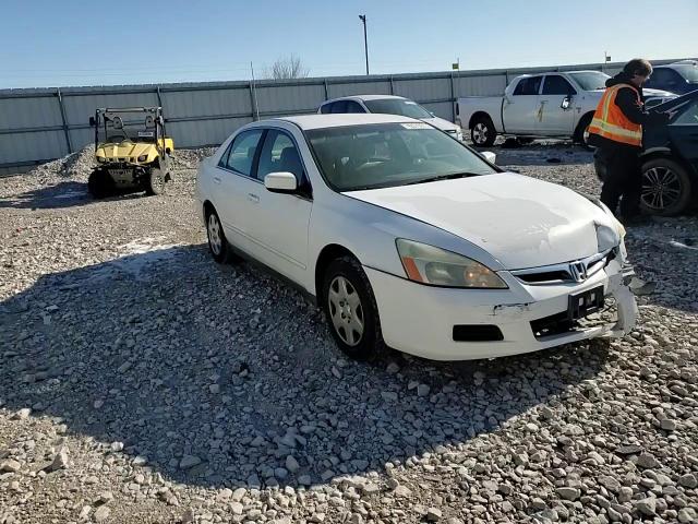 2006 Honda Accord - Image 10