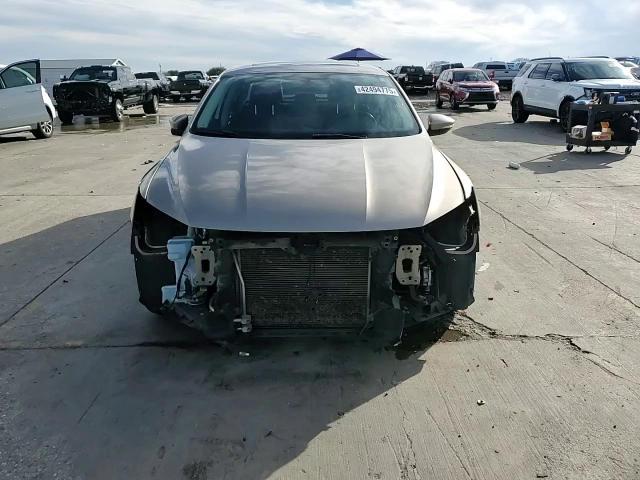 2016 Volkswagen Passat - Image 14