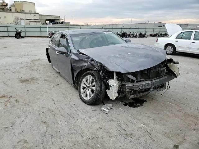 2012 Lexus ES - Image 11