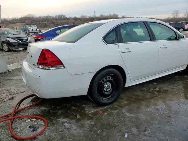 2014 Chevrolet Impala - Image 13