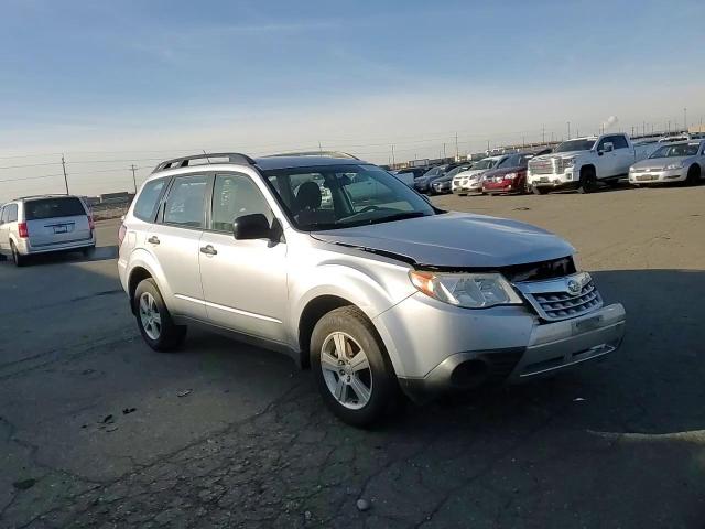 2013 Subaru Forester - Image 12