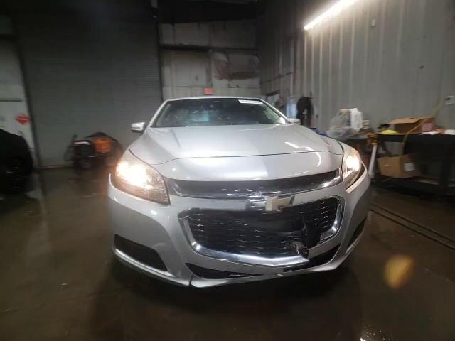 2015 Chevrolet Malibu - Image 13