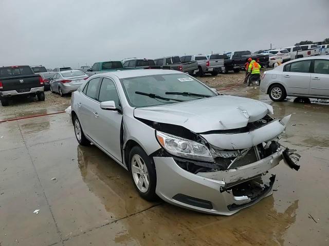 2016 Chevrolet Malibu - Image 14