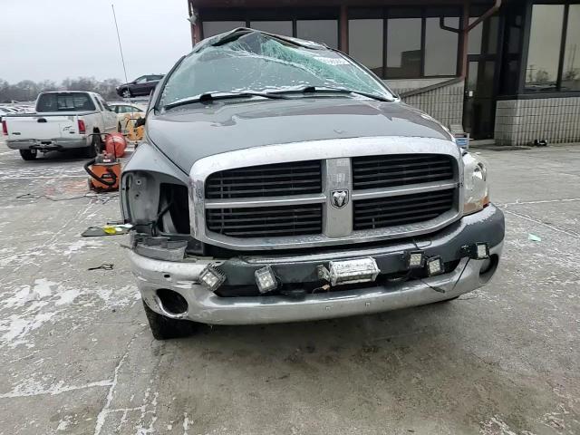 2006 Dodge RAM - Image 11