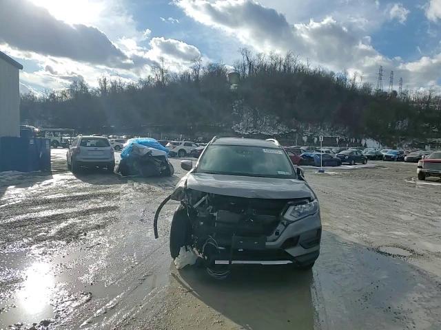 2019 Nissan Rogue - Image 14