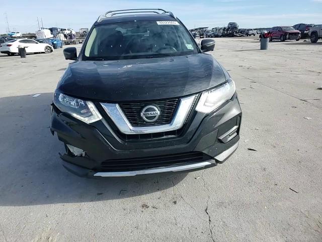 2018 Nissan Rogue - Image 11
