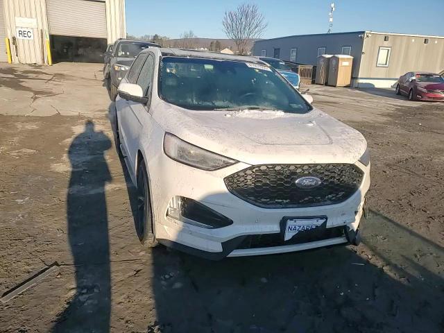 2019 Ford Edge - Image 12