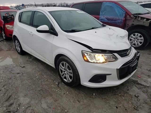 2017 Chevrolet Sonic - Image 13