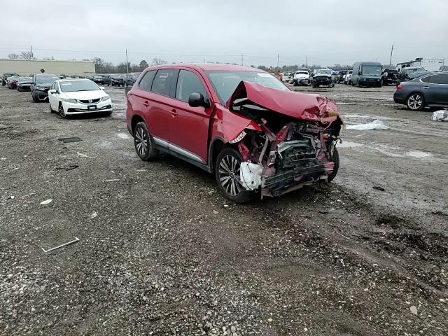 2019 Mitsubishi Outlander - Image 11