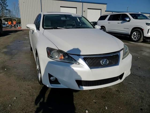 2012 Lexus IS - Image 13