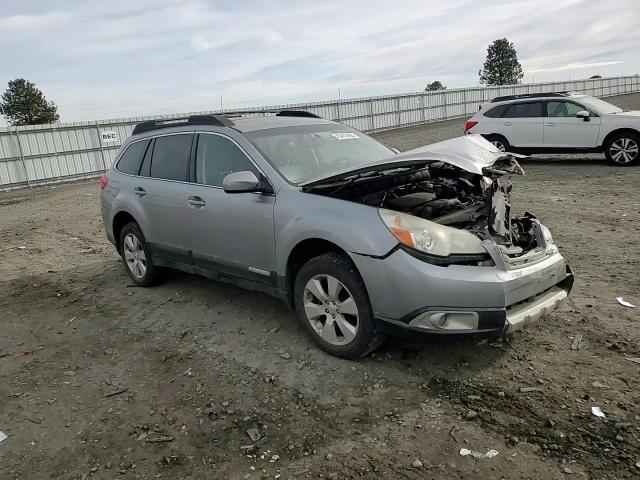 2011 Subaru Outback - Image 12