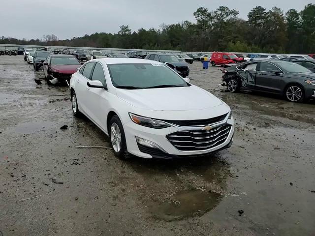 2023 Chevrolet Malibu - Image 10