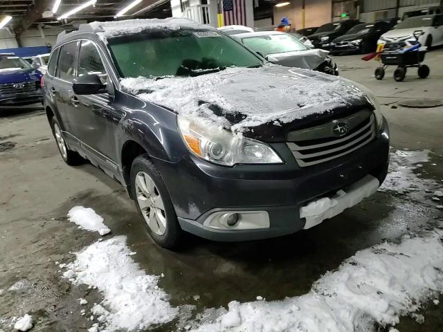 2012 Subaru Outback - Image 10