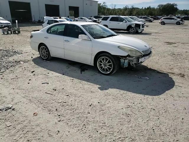 2003 Lexus ES - Image 11