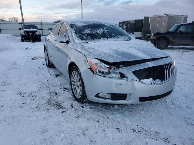 2013 Buick Regal - Image 11
