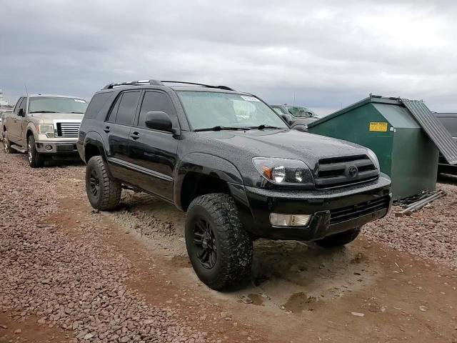 2005 Toyota 4Runner - Image 12