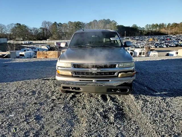 2003 Chevrolet Tahoe - Image 12
