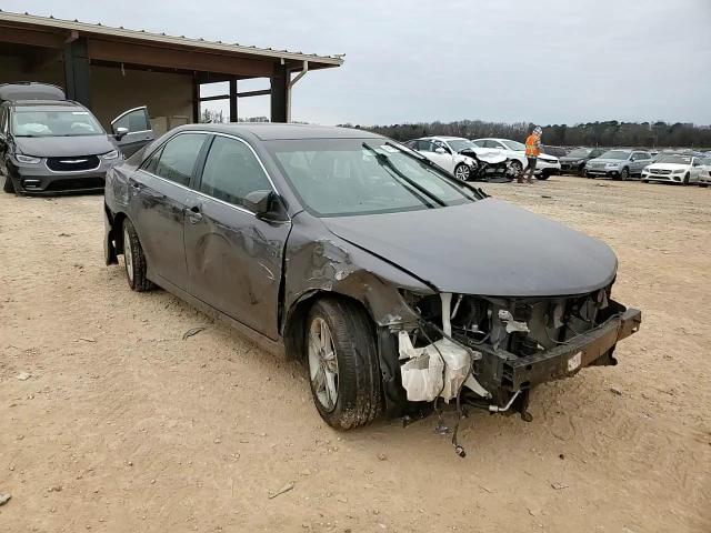 2013 Toyota Camry - Image 11