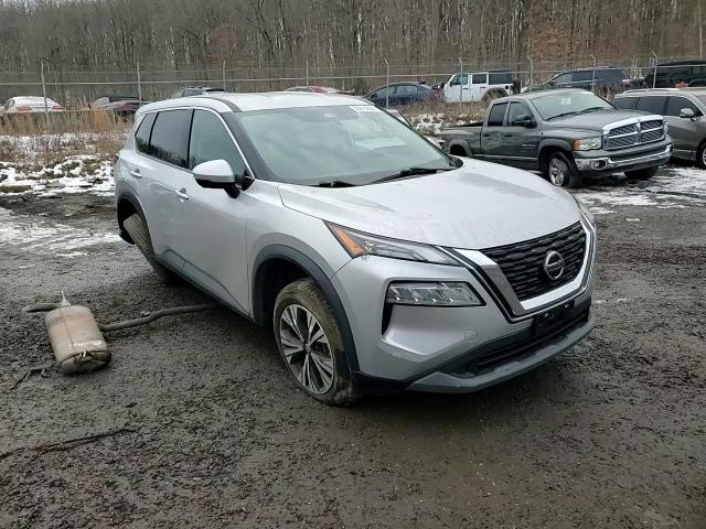 2021 Nissan Rogue - Image 11
