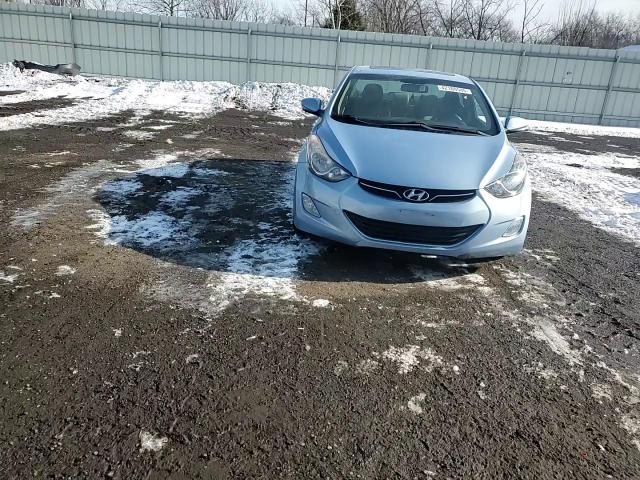 2011 Hyundai Elantra - Image 11