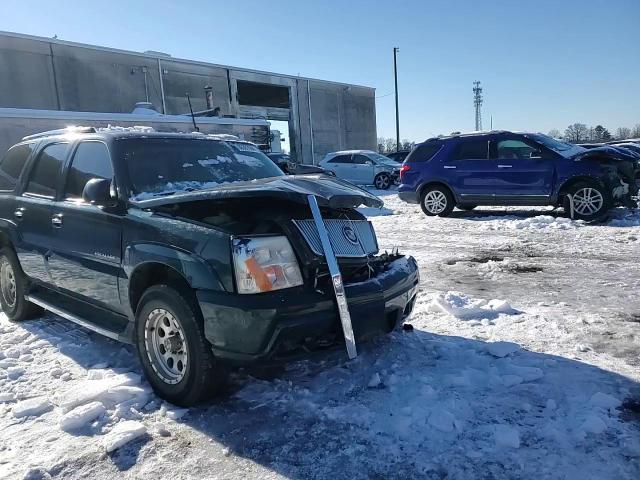 2002 Cadillac Escalade - Image 12