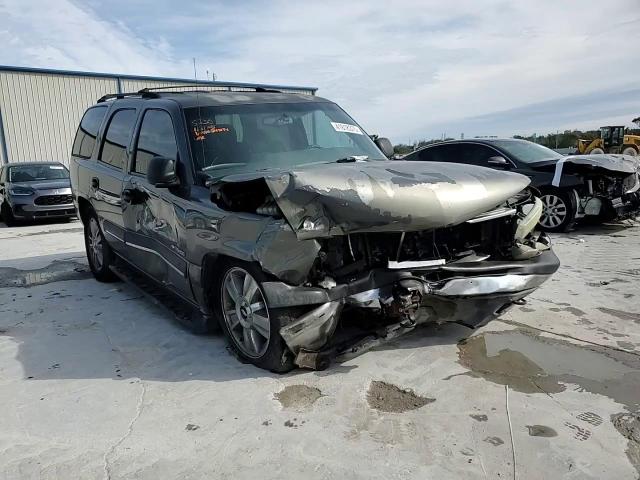 2002 Chevrolet Tahoe - Image 11