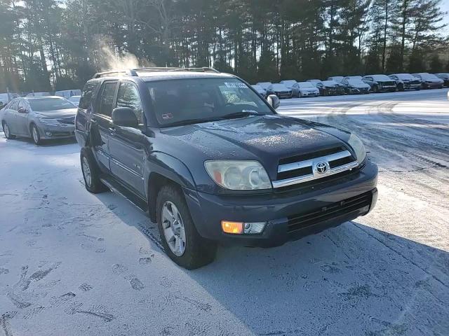 2005 Toyota 4Runner - Image 11