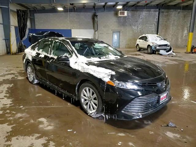 2019 Toyota Camry - Image 10