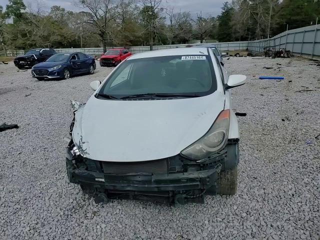 2012 Hyundai Elantra - Image 11