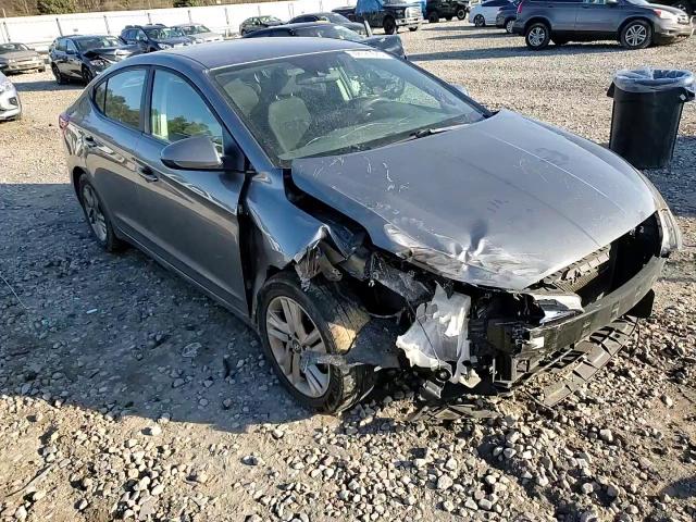 2019 Hyundai Elantra - Image 10