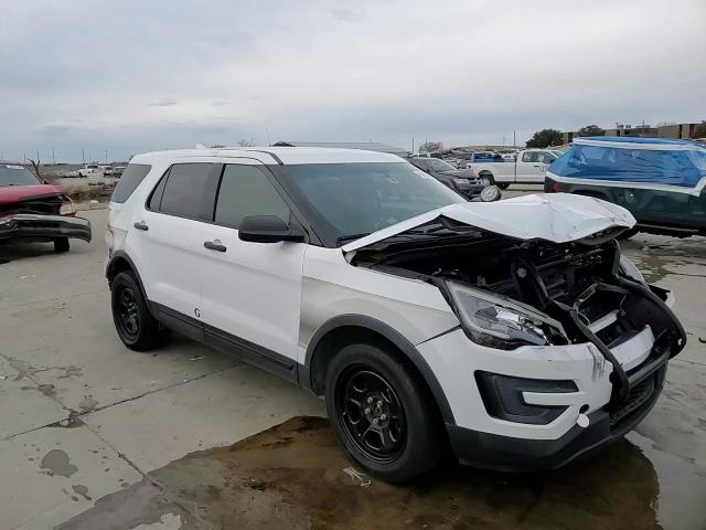 2017 Ford Explorer - Image 14
