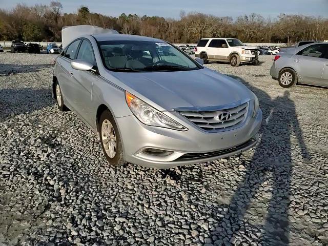 2013 Hyundai Sonata - Image 13
