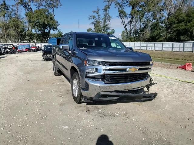 2022 Chevrolet Silverado - Image 14
