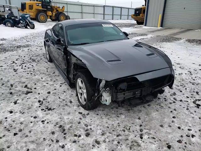 2019 Ford Mustang - Image 10