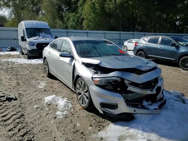 2016 Chevrolet Malibu - Image 13