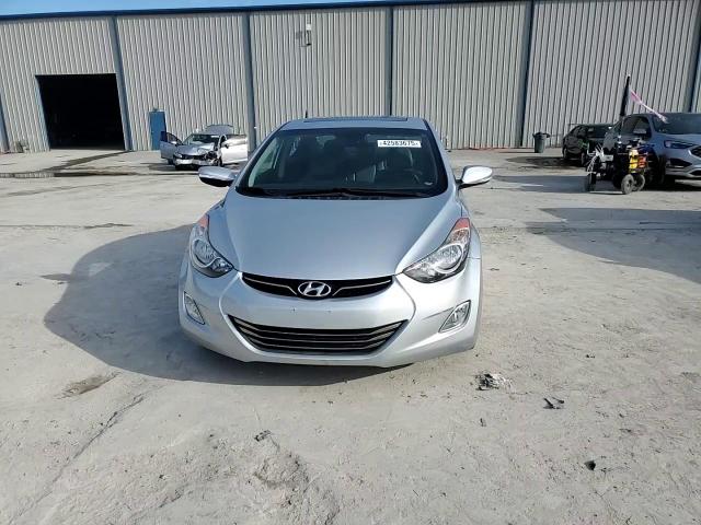 2013 Hyundai Elantra - Image 10