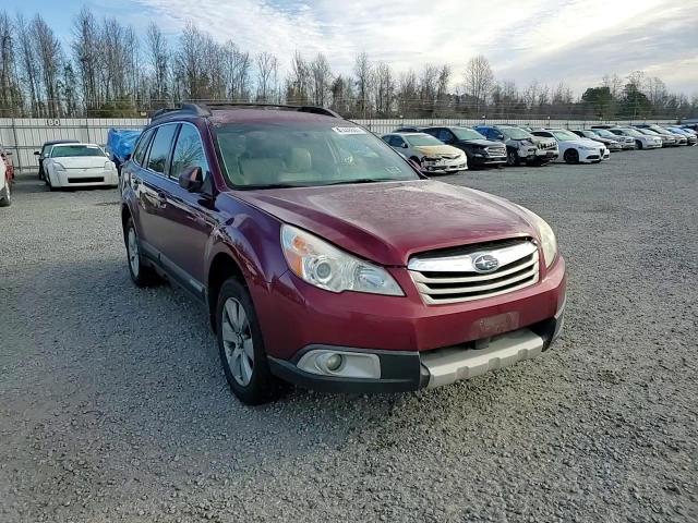 2011 Subaru Outback - Image 10